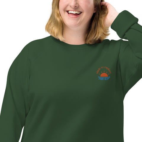 Unisex organic "Made To Explore" sweatshirt